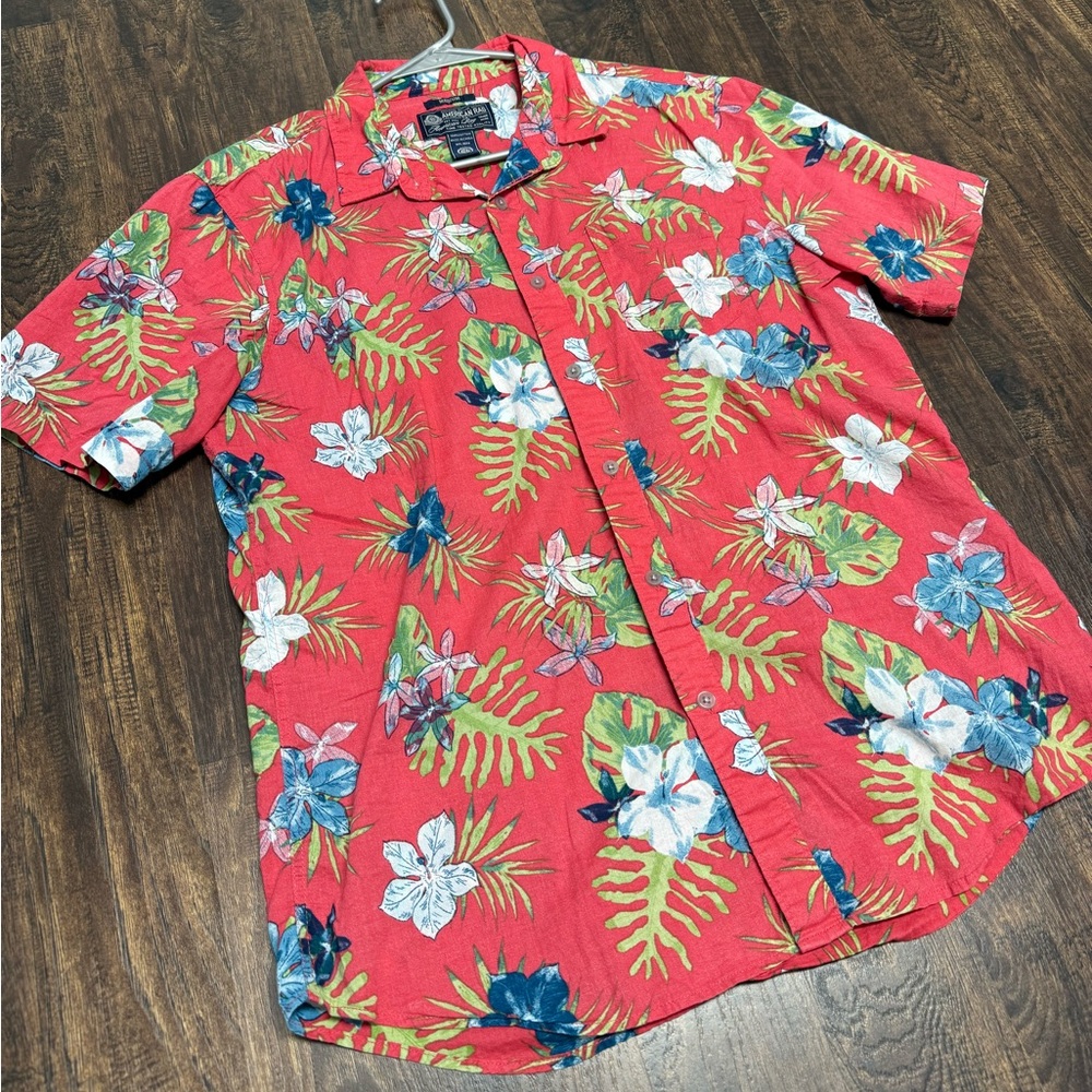 Men’s American Rag Button Up Size Medium